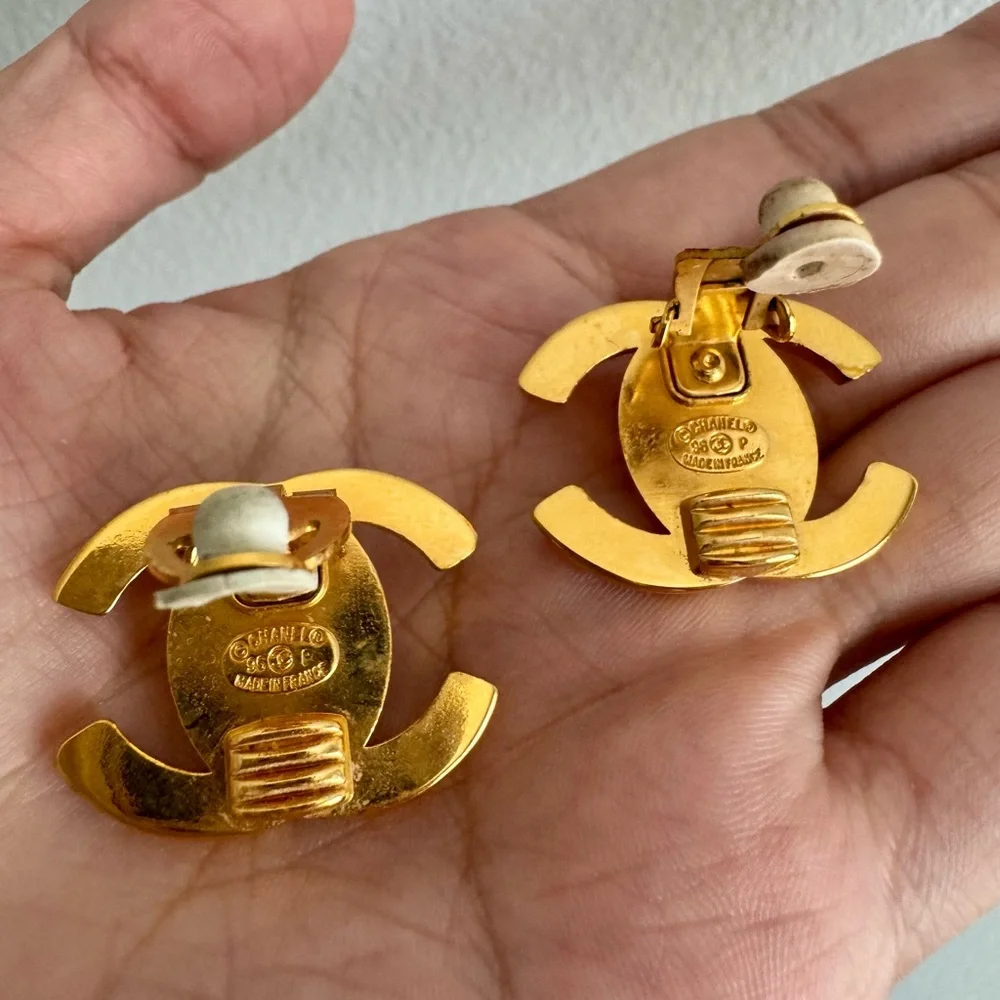 Authentic CHANEL Gold Interlocking CC Earrings